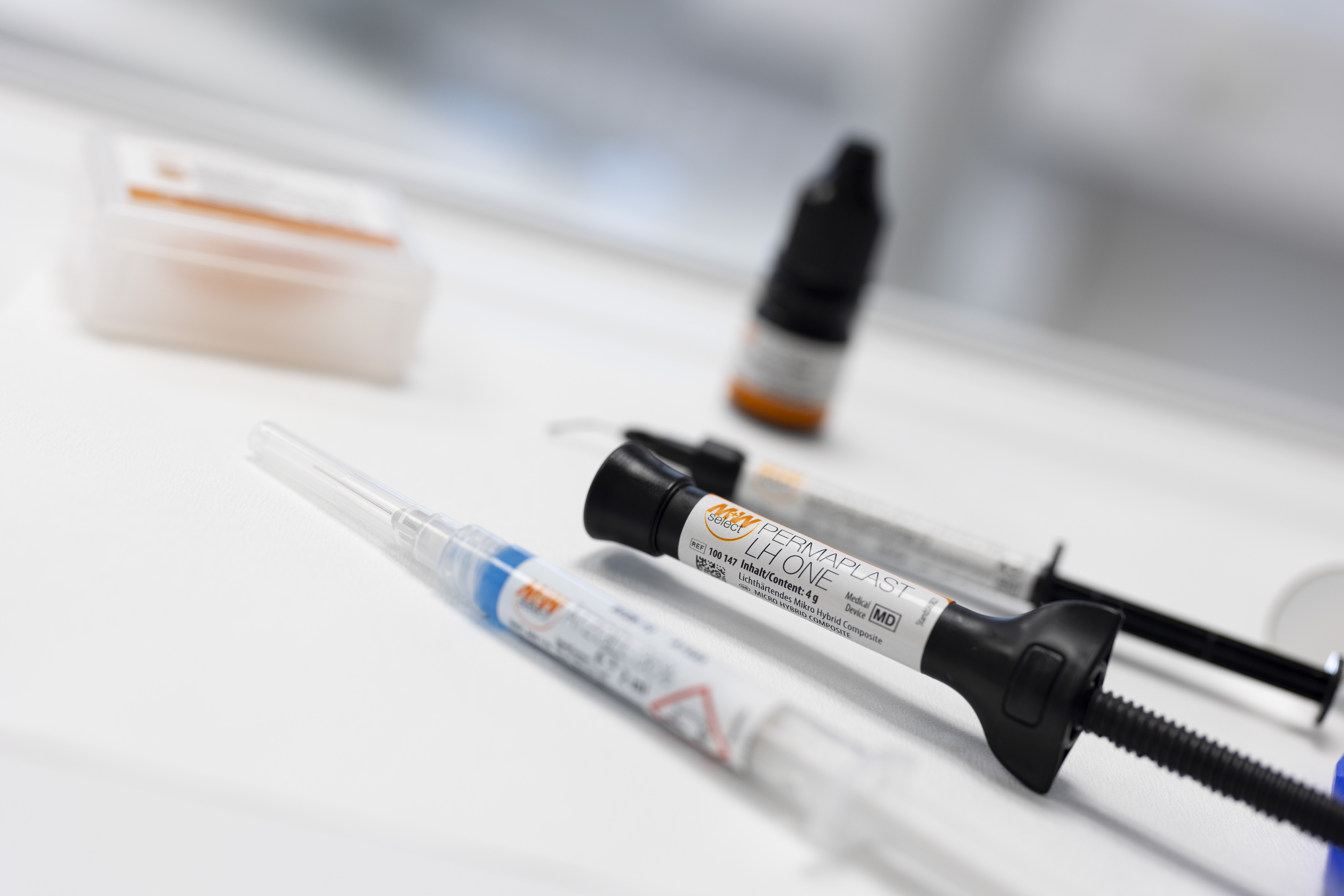 M+W SELECT PERMAPLAST - COMPOSITES