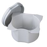 Kunststoffbecher mit Deckel